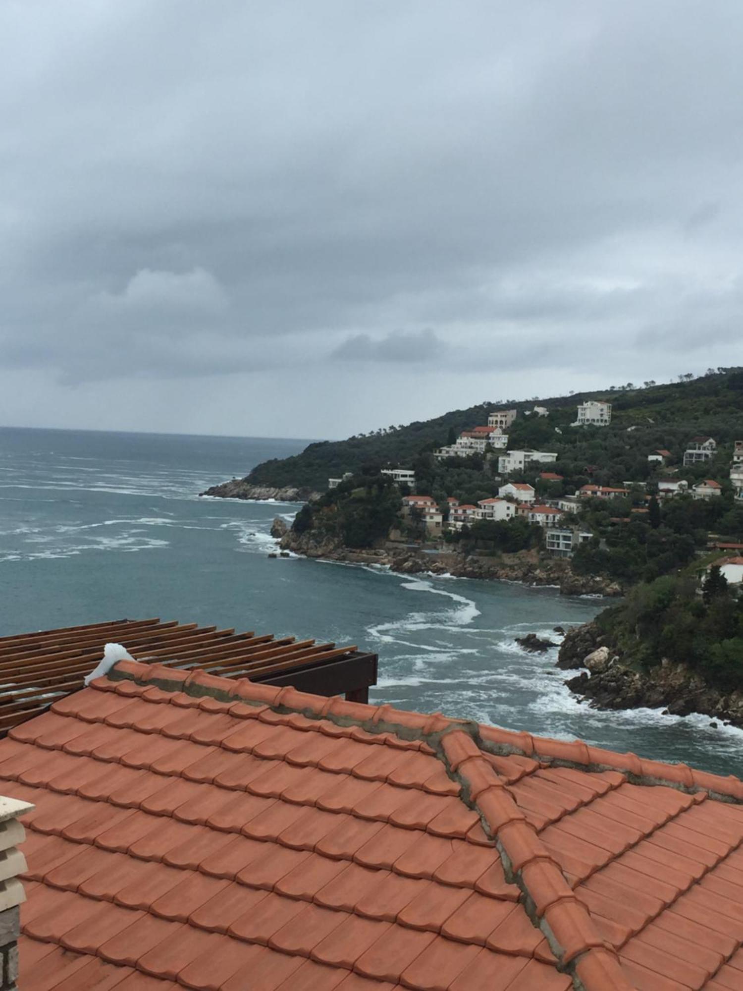 Apartments Gusar Ulcinj Ngoại thất bức ảnh