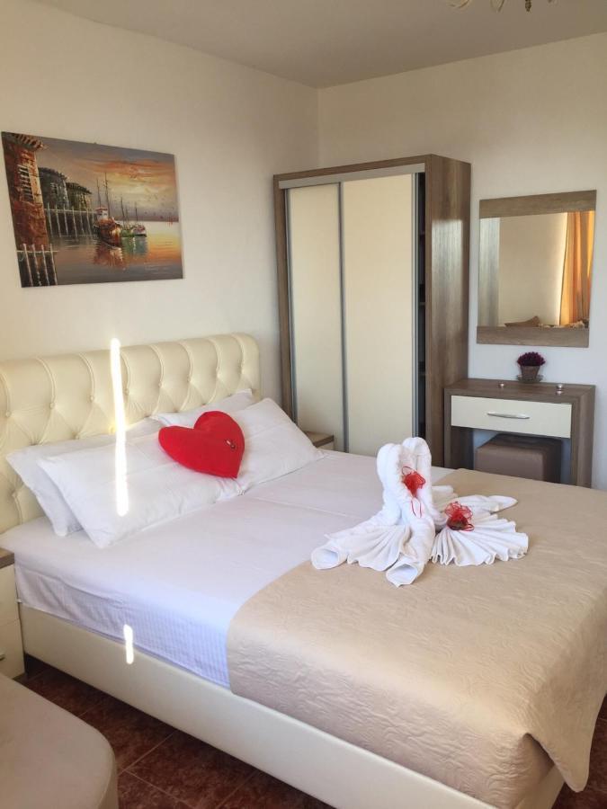 Apartments Gusar Ulcinj Ngoại thất bức ảnh